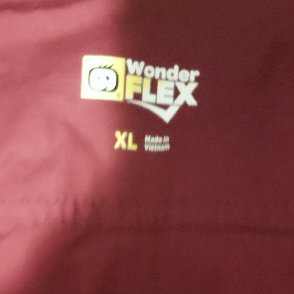 WonderWink Flex Women's Top in Burgundy
